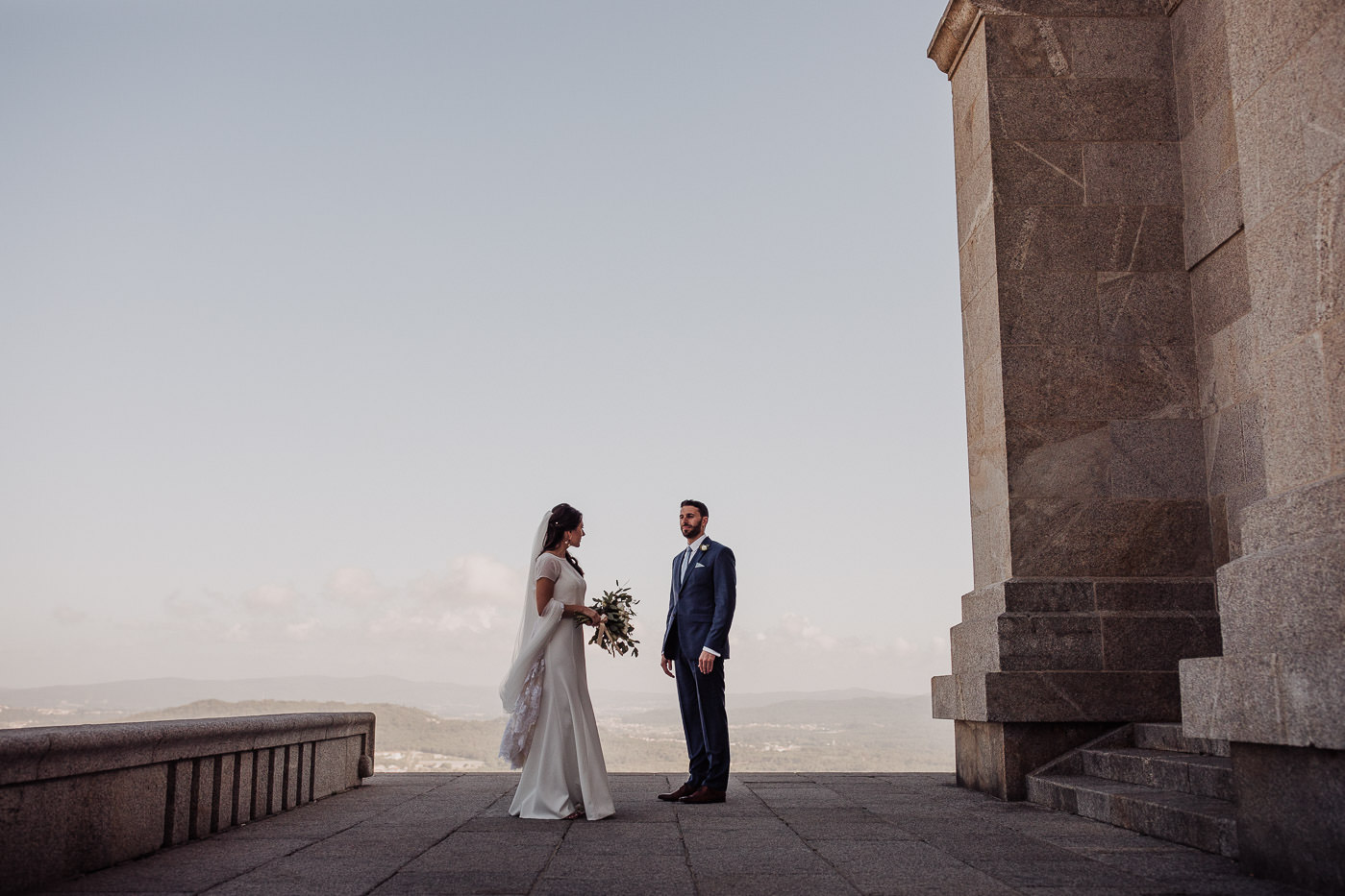 bride-groom_pousada-viana-do-castelo_monte-de-santa-luzia_viana-do-castelo_documentary-wedding-photography_destination-wedding